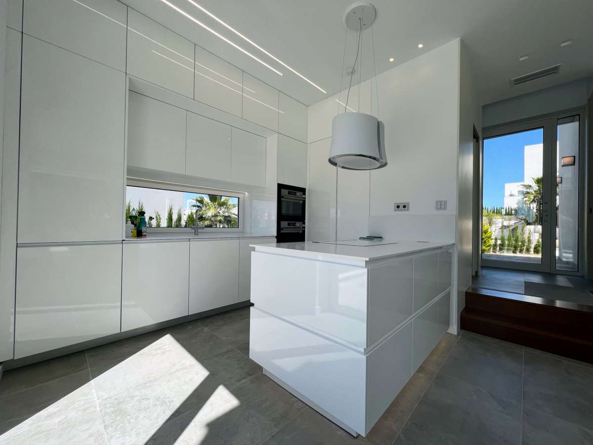 Resale - 3 Bedroom 3 Bathroom Villa in Las Colinas Golf and Country Club - - Alicante Resale - 3 Bedroom 3 Bathroom Villa in Las Colinas Golf and Country Club - - Alicante
