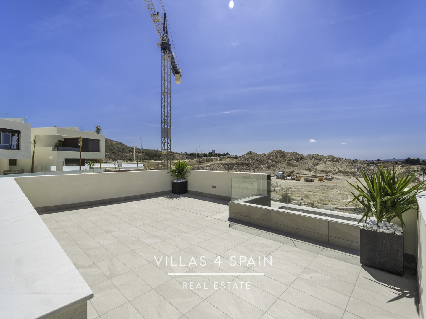 Resale - 3 Bedroom Bungalow with Private Pool and Roof Terrace - azahar model - c.costa brava - Alicante Resale - 3 Bedroom Bungalow with Private Pool and Roof Terrace - azahar model - c.costa brava - Alicante