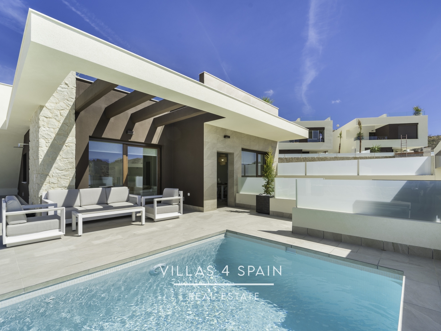 Resale - 3 Bedroom Bungalow with Private Pool and Roof Terrace - azahar model - c.costa brava - Alicante Resale - 3 Bedroom Bungalow with Private Pool and Roof Terrace - azahar model - c.costa brava - Alicante