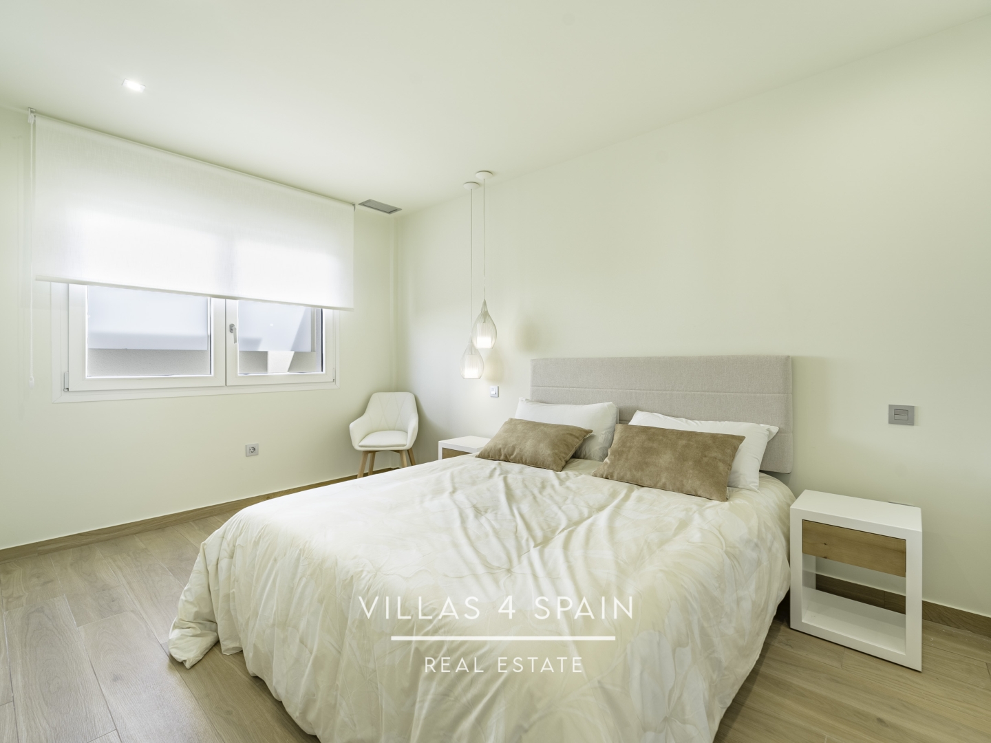 Resale - 3 Bedroom Bungalow with Private Pool and Roof Terrace - azahar model - c.costa brava - Alicante Resale - 3 Bedroom Bungalow with Private Pool and Roof Terrace - azahar model - c.costa brava - Alicante