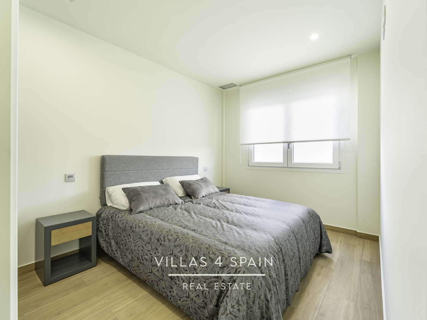 Resale - 3 Bedroom Bungalow with Private Pool and Roof Terrace - azahar model - c.costa brava - Alicante Resale - 3 Bedroom Bungalow with Private Pool and Roof Terrace - azahar model - c.costa brava - Alicante