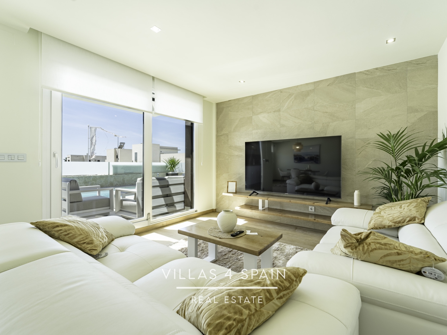 Resale - 3 Bedroom Bungalow with Private Pool and Roof Terrace - azahar model - c.costa brava - Alicante Resale - 3 Bedroom Bungalow with Private Pool and Roof Terrace - azahar model - c.costa brava - Alicante