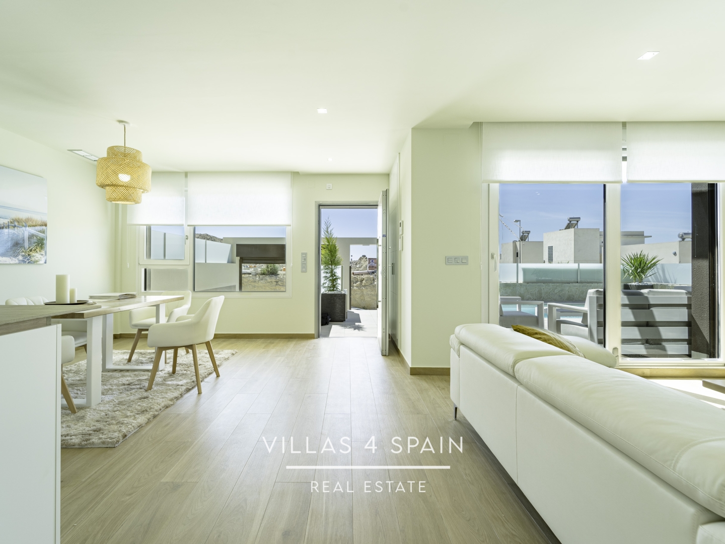 Resale - 3 Bedroom Bungalow with Private Pool and Roof Terrace - azahar model - c.costa brava - Alicante Resale - 3 Bedroom Bungalow with Private Pool and Roof Terrace - azahar model - c.costa brava - Alicante