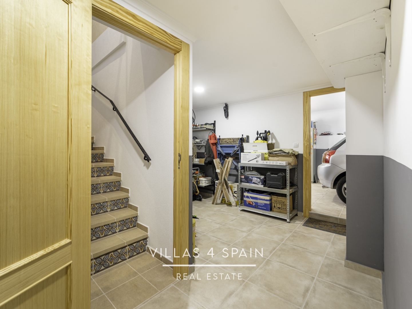 Resale - 5 Bedroom 2 Bathroom Villa In La Romana with Swimming pool and Basement - carrer d ela figuera - Alicante Resale - 5 Bedroom 2 Bathroom Villa In La Romana with Swimming pool and Basement - carrer d ela figuera - Alicante
