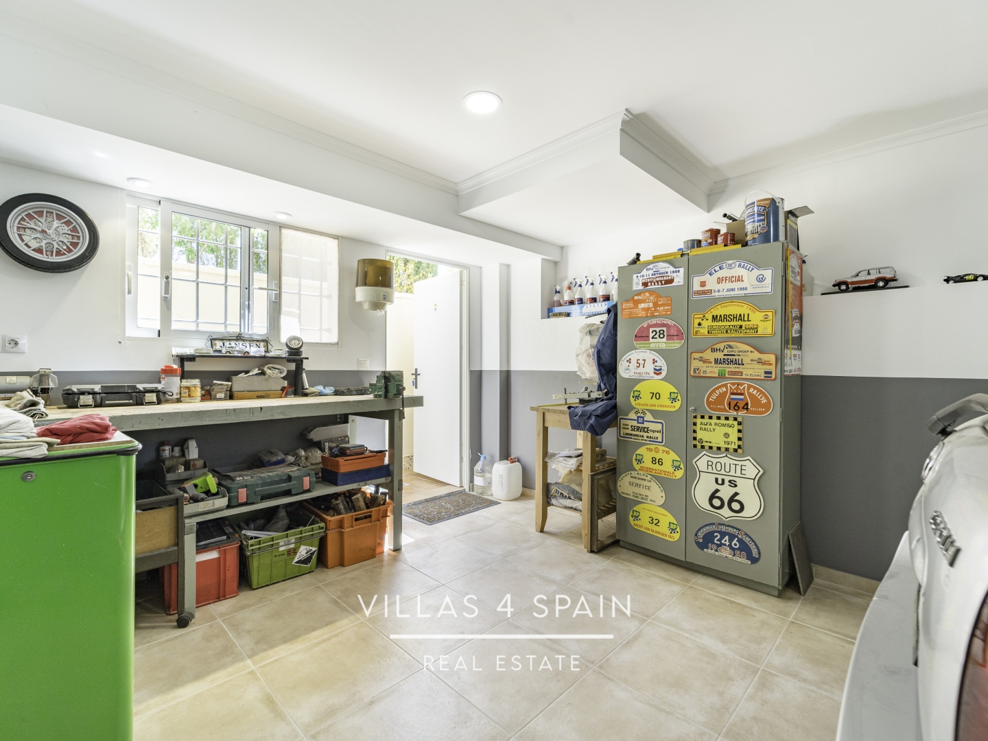 Resale - 5 Bedroom 2 Bathroom Villa In La Romana with Swimming pool and Basement - carrer d ela figuera - Alicante Resale - 5 Bedroom 2 Bathroom Villa In La Romana with Swimming pool and Basement - carrer d ela figuera - Alicante