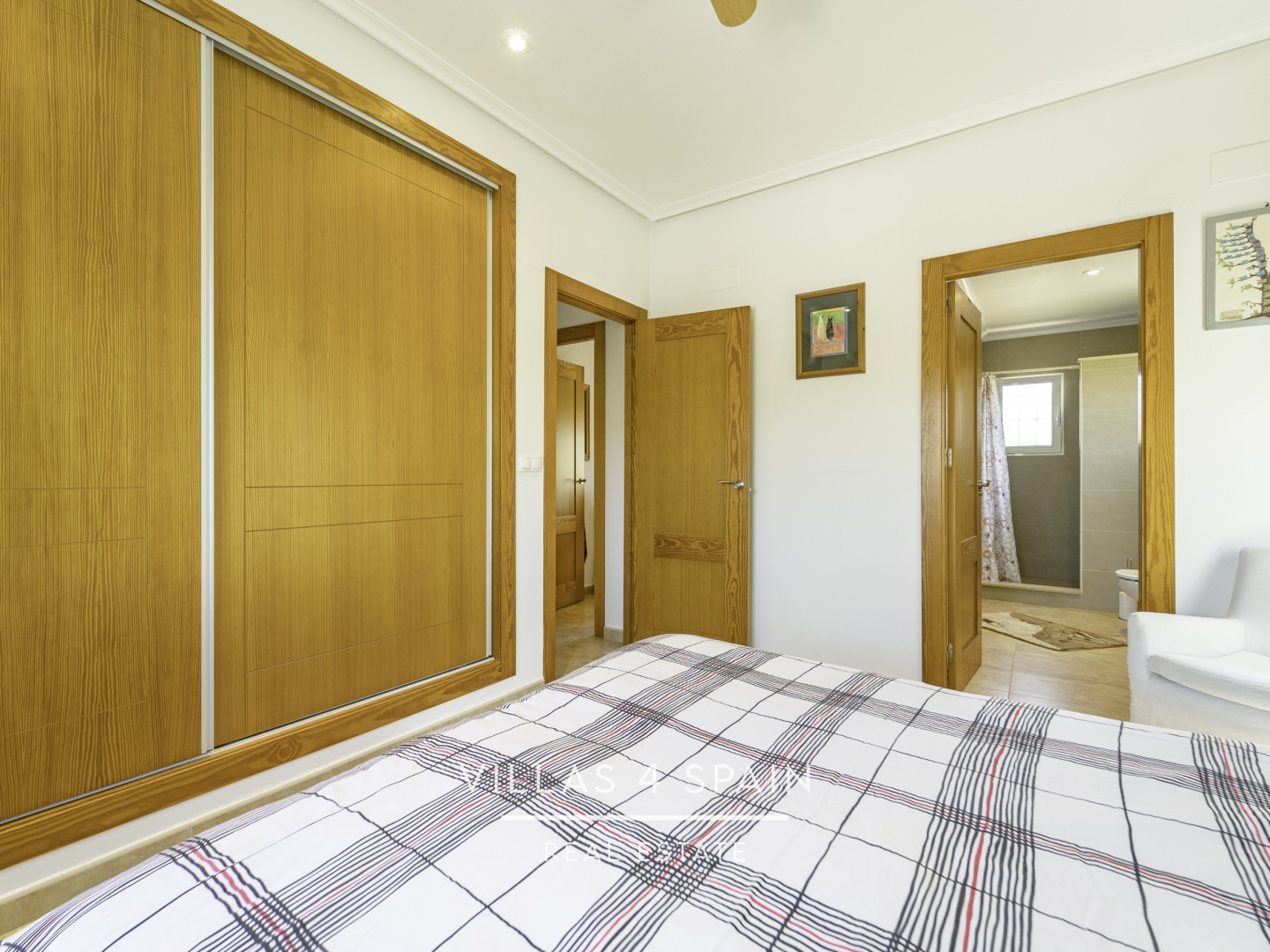 Resale - 5 Bedroom 2 Bathroom Villa In La Romana with Swimming pool and Basement - carrer d ela figuera - Alicante Resale - 5 Bedroom 2 Bathroom Villa In La Romana with Swimming pool and Basement - carrer d ela figuera - Alicante