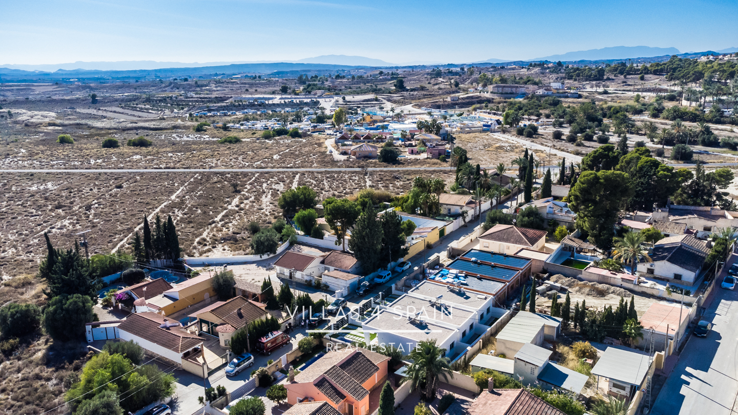 Resale - 2023.Build 2 Bedroom 2 Bathroom Villa with Private Pool and parking - av. de la libertad - Murcia Resale - 2023.Build 2 Bedroom 2 Bathroom Villa with Private Pool and parking - av. de la libertad - Murcia