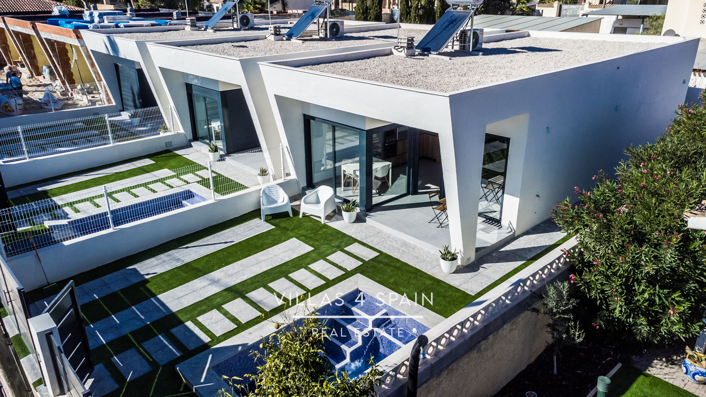 Resale - 2023.Build 2 Bedroom 2 Bathroom Villa with Private Pool and parking - av. de la libertad - Murcia Resale - 2023.Build 2 Bedroom 2 Bathroom Villa with Private Pool and parking - av. de la libertad - Murcia