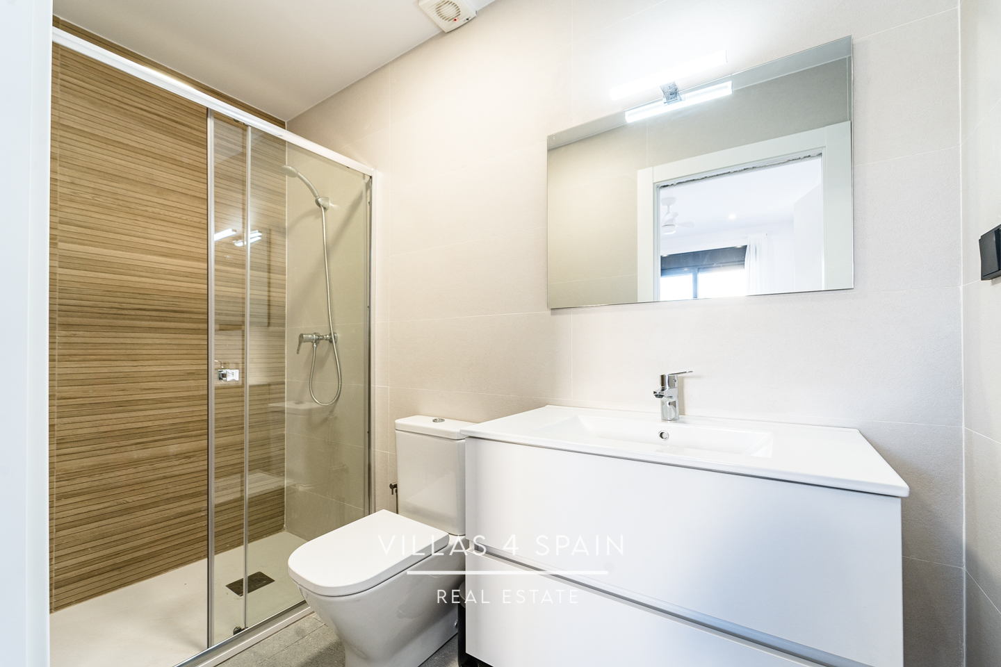 Resale - 2023.Build 2 Bedroom 2 Bathroom Villa with Private Pool and parking - av. de la libertad - Murcia Resale - 2023.Build 2 Bedroom 2 Bathroom Villa with Private Pool and parking - av. de la libertad - Murcia