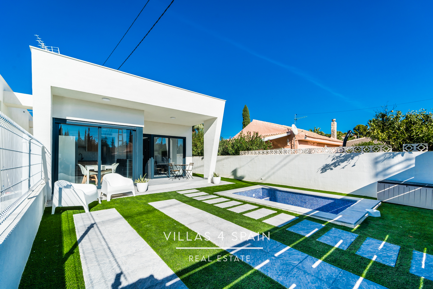 Resale - 2023.Build 2 Bedroom 2 Bathroom Villa with Private Pool and parking - av. de la libertad - Murcia Resale - 2023.Build 2 Bedroom 2 Bathroom Villa with Private Pool and parking - av. de la libertad - Murcia