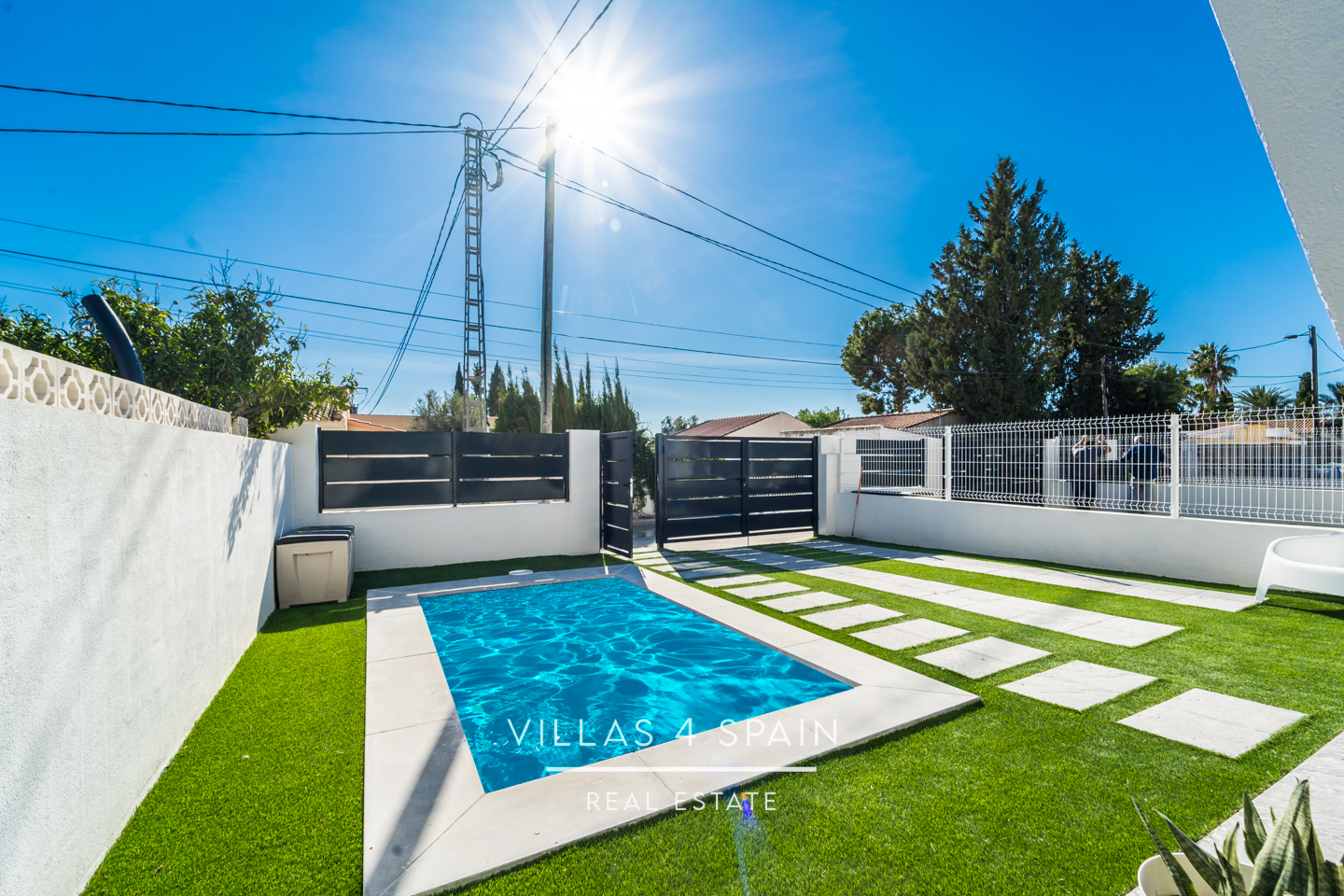 Resale - 2023.Build 2 Bedroom 2 Bathroom Villa with Private Pool and parking - av. de la libertad - Murcia Resale - 2023.Build 2 Bedroom 2 Bathroom Villa with Private Pool and parking - av. de la libertad - Murcia