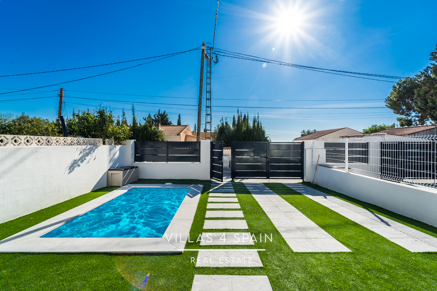 Resale - 2023.Build 2 Bedroom 2 Bathroom Villa with Private Pool and parking - av. de la libertad - Murcia Resale - 2023.Build 2 Bedroom 2 Bathroom Villa with Private Pool and parking - av. de la libertad - Murcia