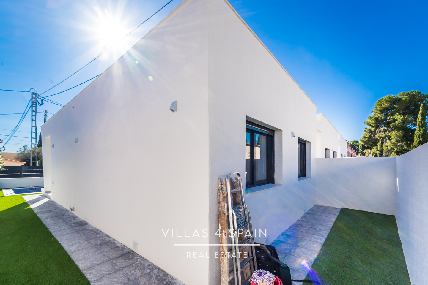 Resale - 2023.Build 2 Bedroom 2 Bathroom Villa with Private Pool and parking - av. de la libertad - Murcia Resale - 2023.Build 2 Bedroom 2 Bathroom Villa with Private Pool and parking - av. de la libertad - Murcia