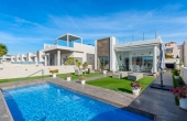 4-574075/2119, 3 Bedroom 2 Bathroom Villa in Villamartín