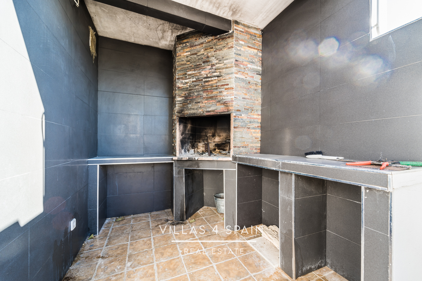 Resale - 3 Bedroom 2 Bathroom Villa with private parking and community pool - calle mercurio - Murcia Resale - 3 Bedroom 2 Bathroom Villa with private parking and community pool - calle mercurio - Murcia