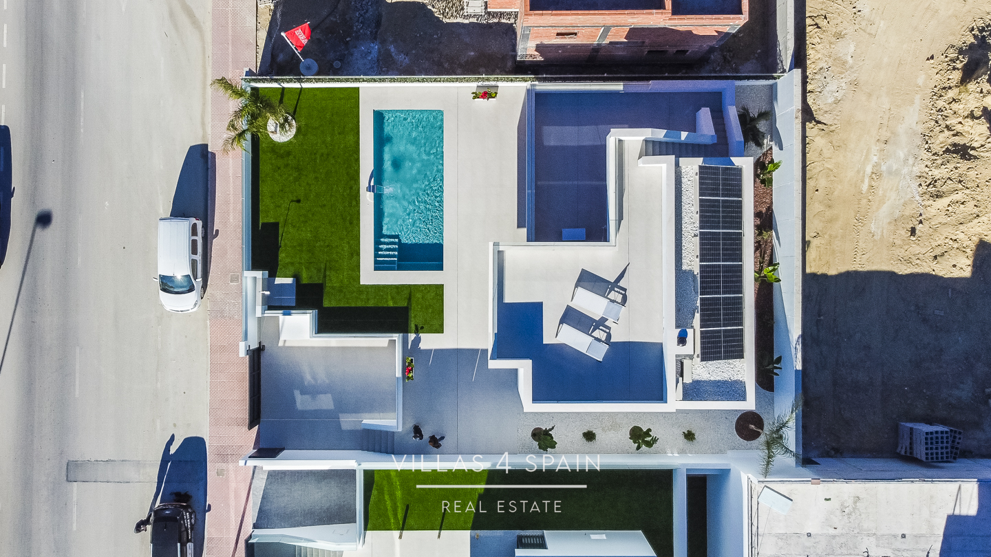 New Build - 3 Bedroom 3 Bathroom New build villa with private pool and parking - calle onix - Alicante New Build - 3 Bedroom 3 Bathroom New build villa with private pool and parking - calle onix - Alicante