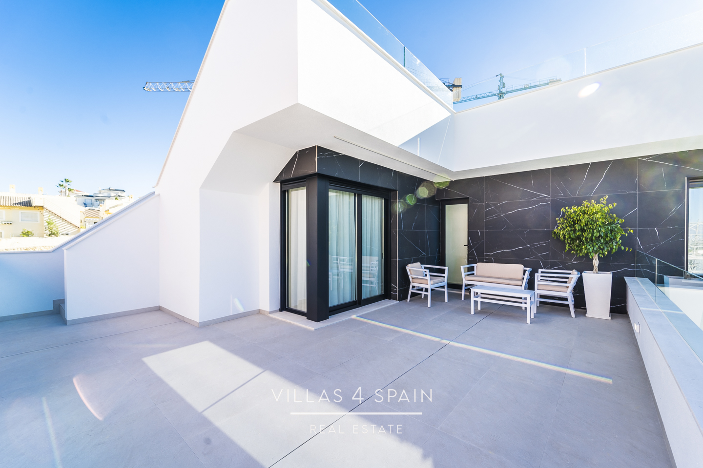 New Build - 3 Bedroom 3 Bathroom New build villa with private pool and parking - calle onix - Alicante New Build - 3 Bedroom 3 Bathroom New build villa with private pool and parking - calle onix - Alicante