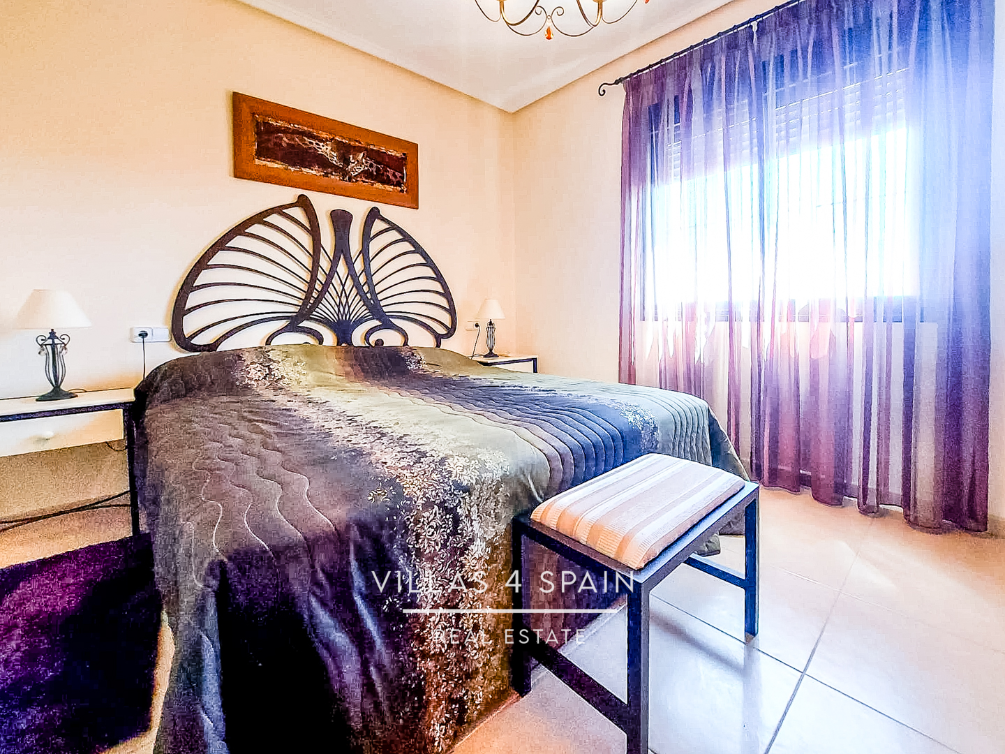 Resale - 5 Bedroom 4 Bathroom Villa with private pool and Guest house, large plot - calle gaudi - Alicante Resale - 5 Bedroom 4 Bathroom Villa with private pool and Guest house, large plot - calle gaudi - Alicante