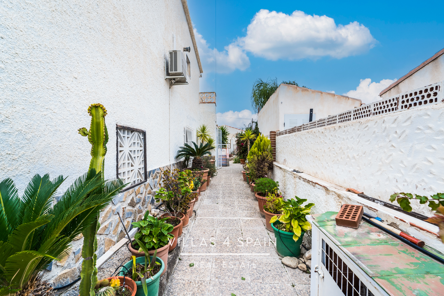 Resale - 4 Bedroom 3 bathroom villa with 2 guest apartments in los baños de fortuna - calle baños - Murcia Resale - 4 Bedroom 3 bathroom villa with 2 guest apartments in los baños de fortuna - calle baños - Murcia