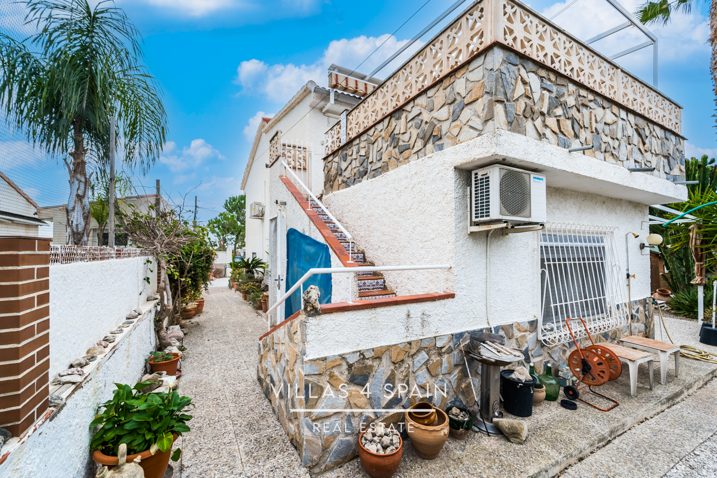 Resale - 4 Bedroom 3 bathroom villa with 2 guest apartments in los baños de fortuna - calle baños - Murcia Resale - 4 Bedroom 3 bathroom villa with 2 guest apartments in los baños de fortuna - calle baños - Murcia