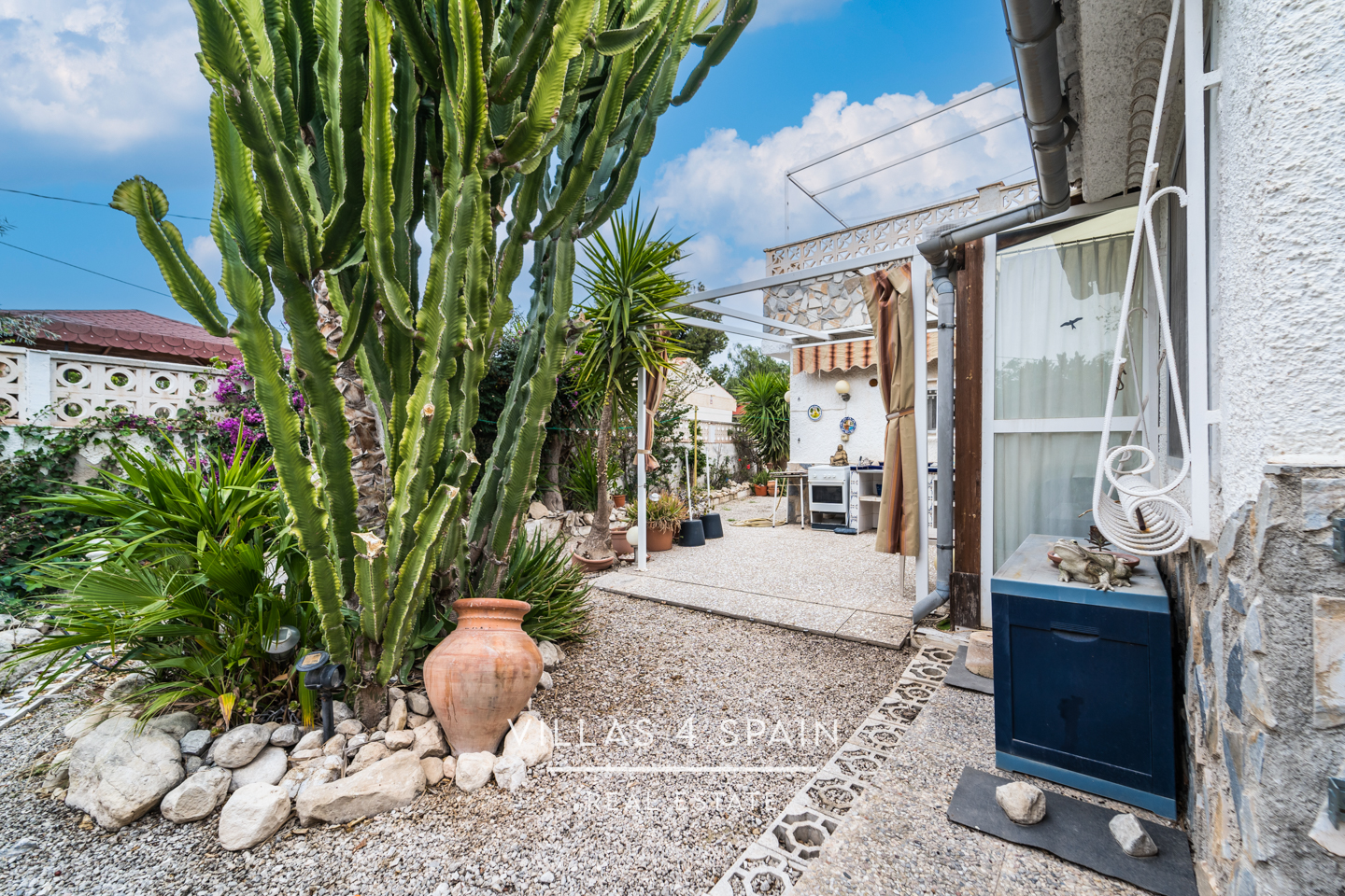 Resale - 4 Bedroom 3 bathroom villa with 2 guest apartments in los baños de fortuna - calle baños - Murcia Resale - 4 Bedroom 3 bathroom villa with 2 guest apartments in los baños de fortuna - calle baños - Murcia