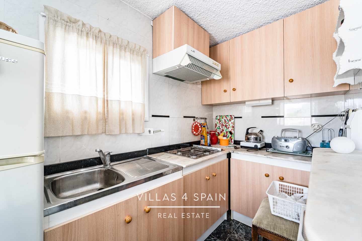 Resale - 4 Bedroom 3 bathroom villa with 2 guest apartments in los baños de fortuna - calle baños - Murcia Resale - 4 Bedroom 3 bathroom villa with 2 guest apartments in los baños de fortuna - calle baños - Murcia