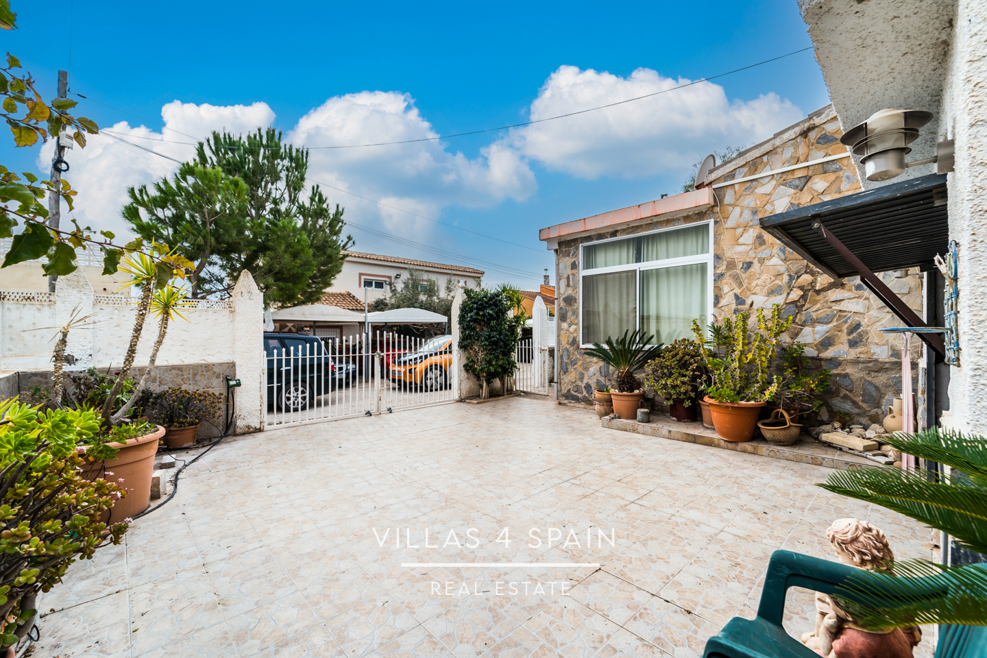 Resale - 4 Bedroom 3 bathroom villa with 2 guest apartments in los baños de fortuna - calle baños - Murcia Resale - 4 Bedroom 3 bathroom villa with 2 guest apartments in los baños de fortuna - calle baños - Murcia