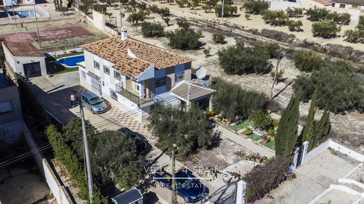 Resale - 5 bedroom 4 bathroom villa with guest apartment in fortuna murcia - calle Baños - Murcia Resale - 5 bedroom 4 bathroom villa with guest apartment in fortuna murcia - calle Baños - Murcia