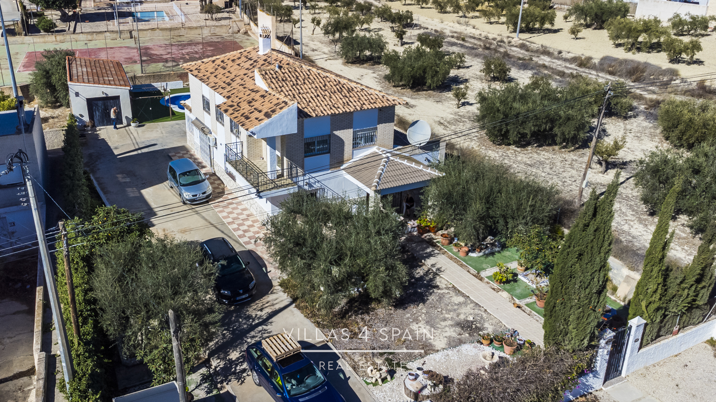 Resale - 5 bedroom 4 bathroom villa with guest apartment in fortuna murcia - calle Baños - Murcia Resale - 5 bedroom 4 bathroom villa with guest apartment in fortuna murcia - calle Baños - Murcia
