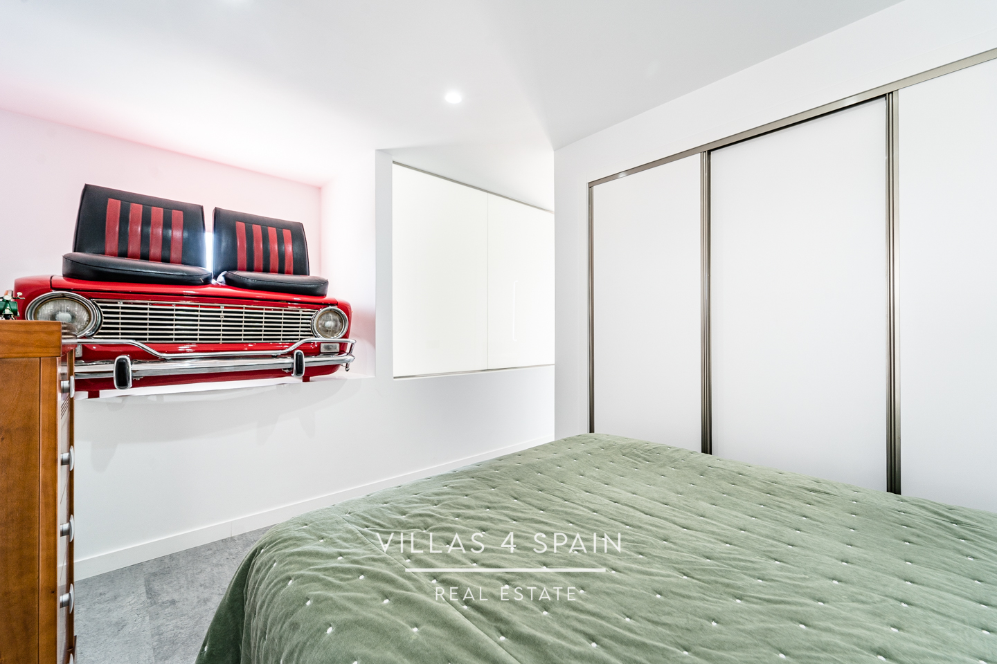 Resale - 3 Bedroom 2 Bathroom Villa with private parking and community pool - calle mercurio - Murcia Resale - 3 Bedroom 2 Bathroom Villa with private parking and community pool - calle mercurio - Murcia