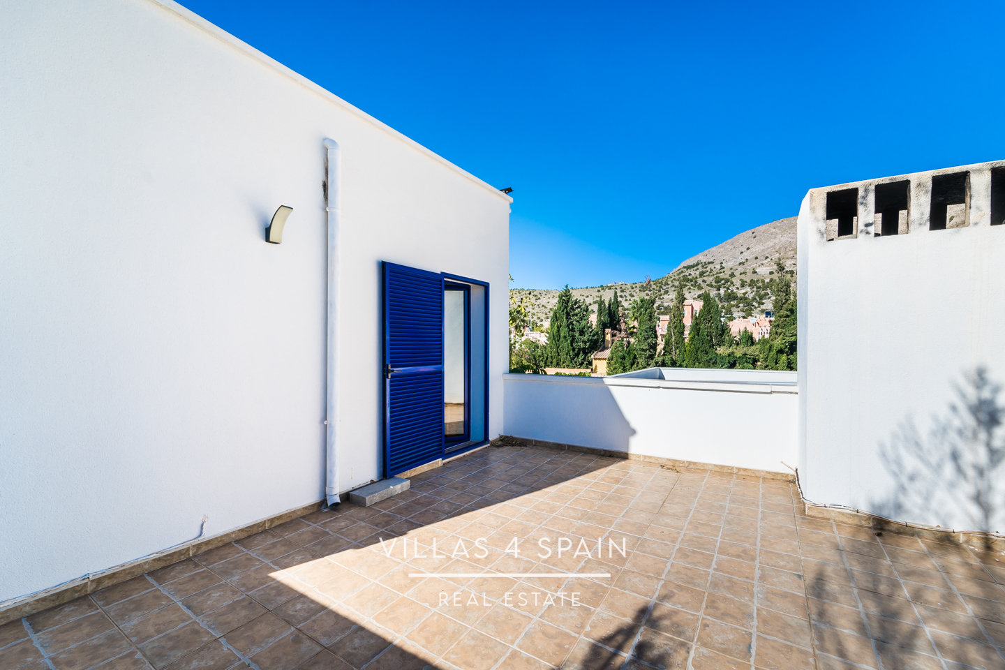 Resale - 3 Bedroom 2 Bathroom Villa with private parking and community pool - calle mercurio - Murcia Resale - 3 Bedroom 2 Bathroom Villa with private parking and community pool - calle mercurio - Murcia
