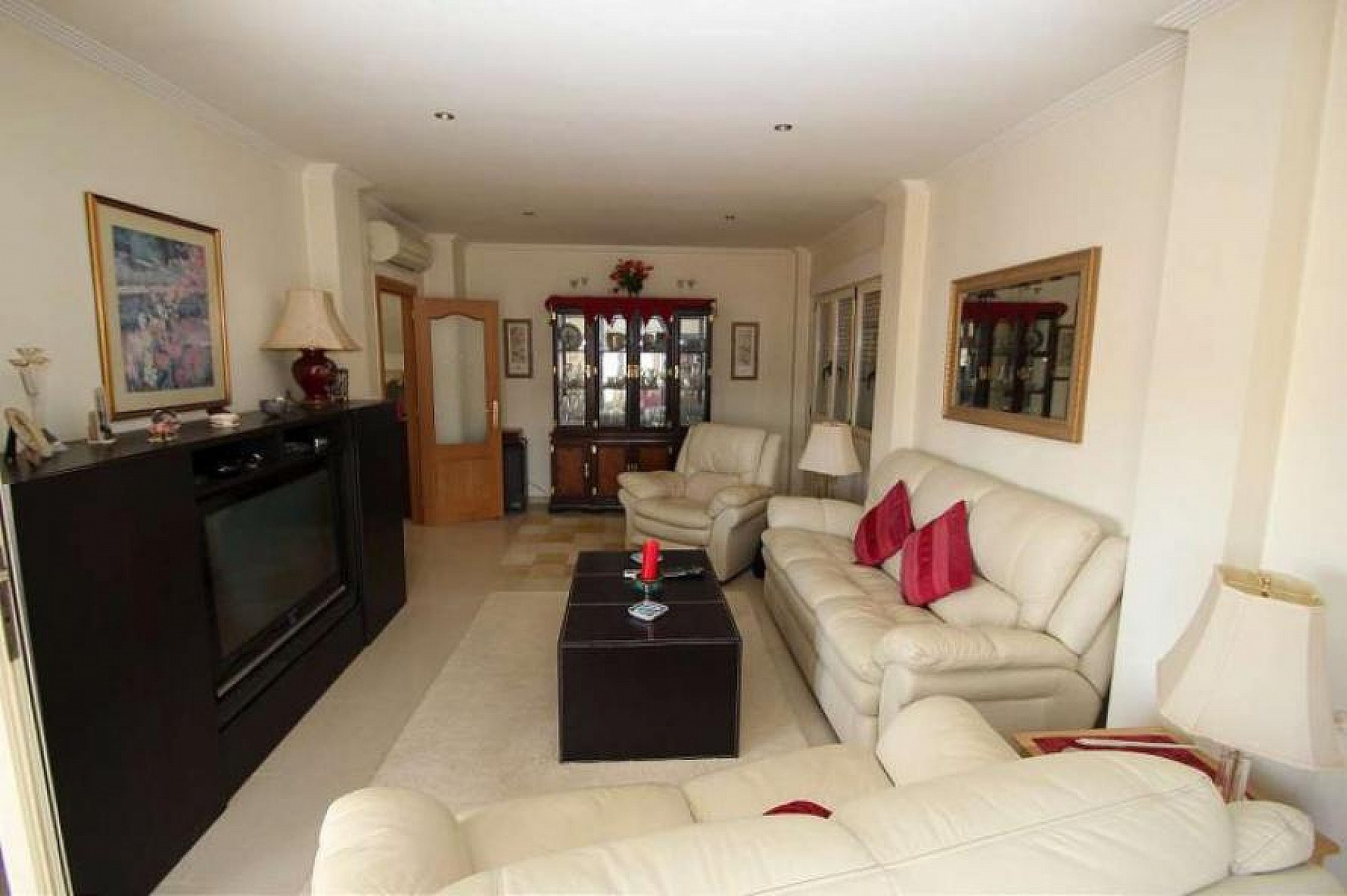 Sold - 5 Bedroom 3 Bathroom Villa in Pinoso - - Alicante Sold - 5 Bedroom 3 Bathroom Villa in Pinoso - - Alicante