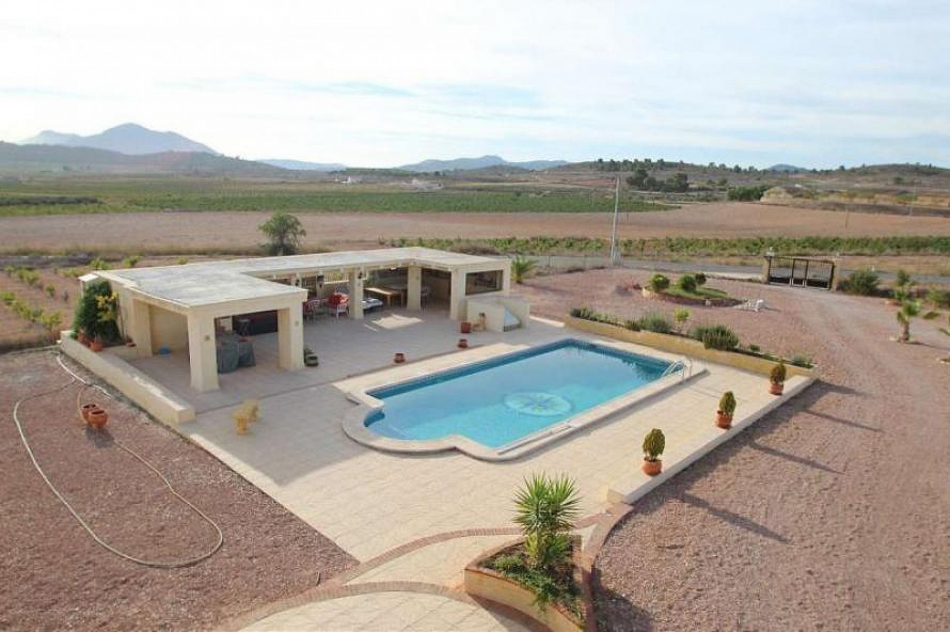 Sold - 5 Bedroom 3 Bathroom Villa in Pinoso - - Alicante Sold - 5 Bedroom 3 Bathroom Villa in Pinoso - - Alicante