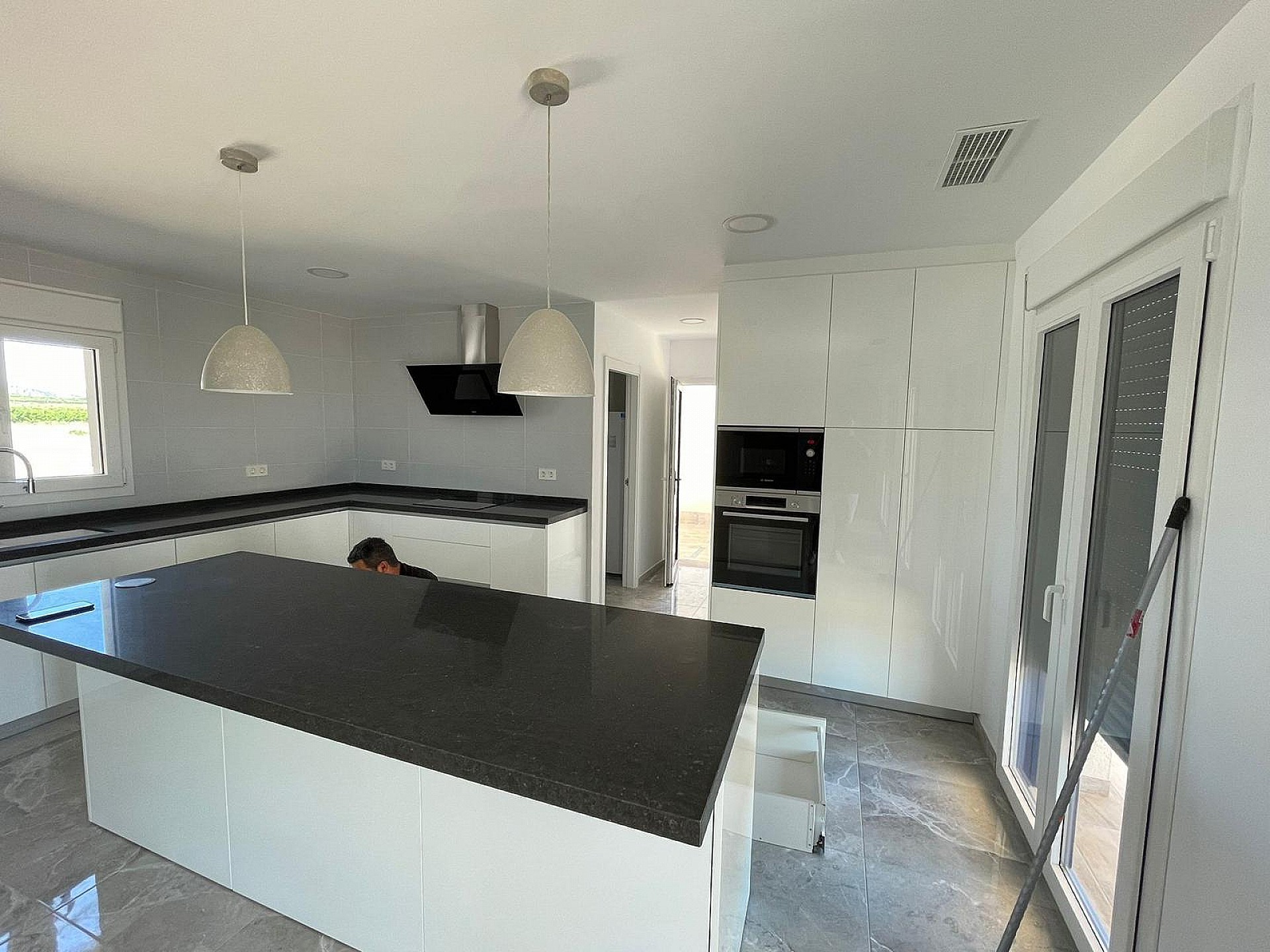 Resale - 4 Bedroom 3 Bathroom Villa in Pinoso - - Alicante Resale - 4 Bedroom 3 Bathroom Villa in Pinoso - - Alicante