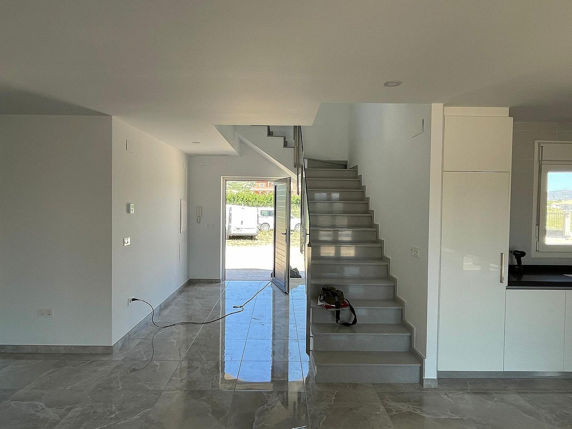 Resale - 4 Bedroom 3 Bathroom Villa in Pinoso - - Alicante Resale - 4 Bedroom 3 Bathroom Villa in Pinoso - - Alicante