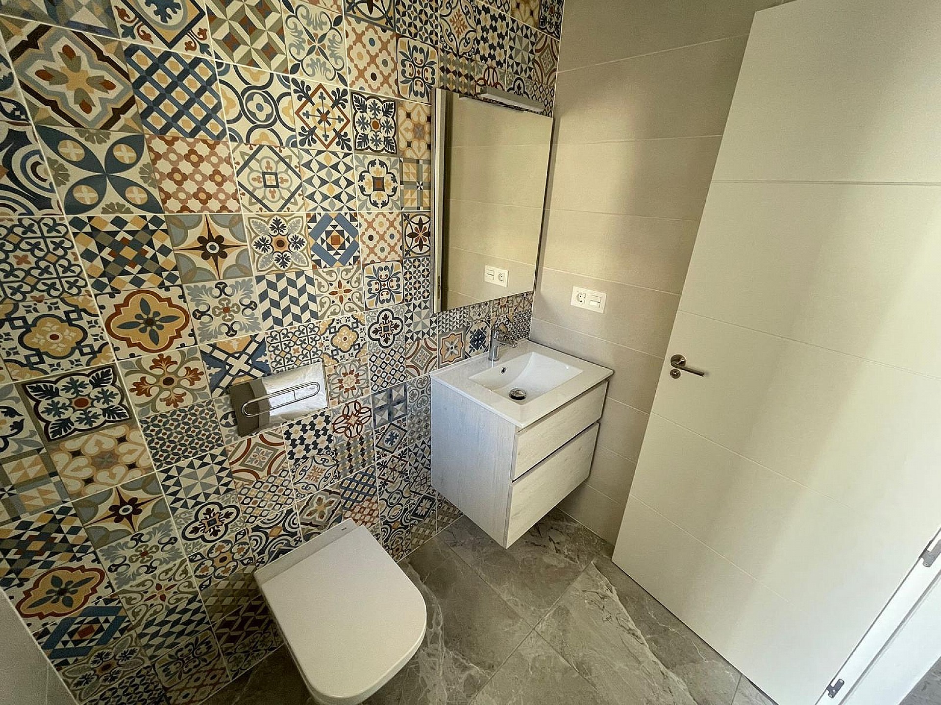 Resale - 4 Bedroom 3 Bathroom Villa in Pinoso - - Alicante Resale - 4 Bedroom 3 Bathroom Villa in Pinoso - - Alicante