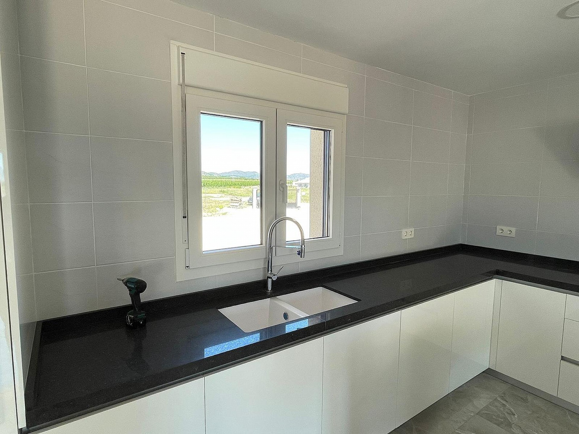 Resale - 4 Bedroom 3 Bathroom Villa in Pinoso - - Alicante Resale - 4 Bedroom 3 Bathroom Villa in Pinoso - - Alicante