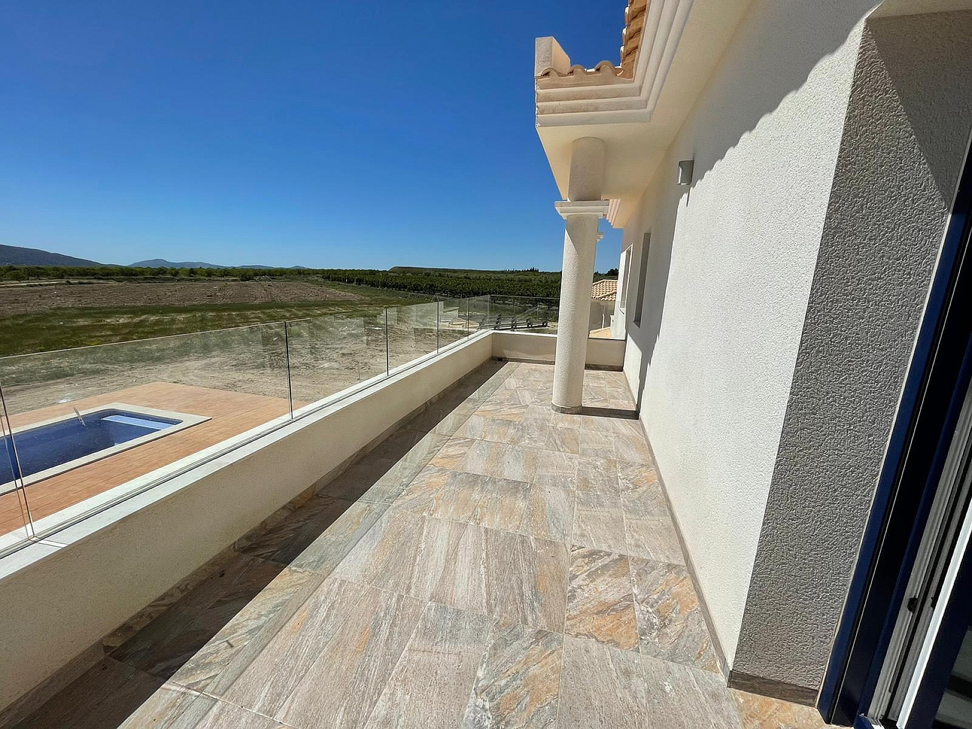 Resale - 4 Bedroom 3 Bathroom Villa in Pinoso - - Alicante Resale - 4 Bedroom 3 Bathroom Villa in Pinoso - - Alicante