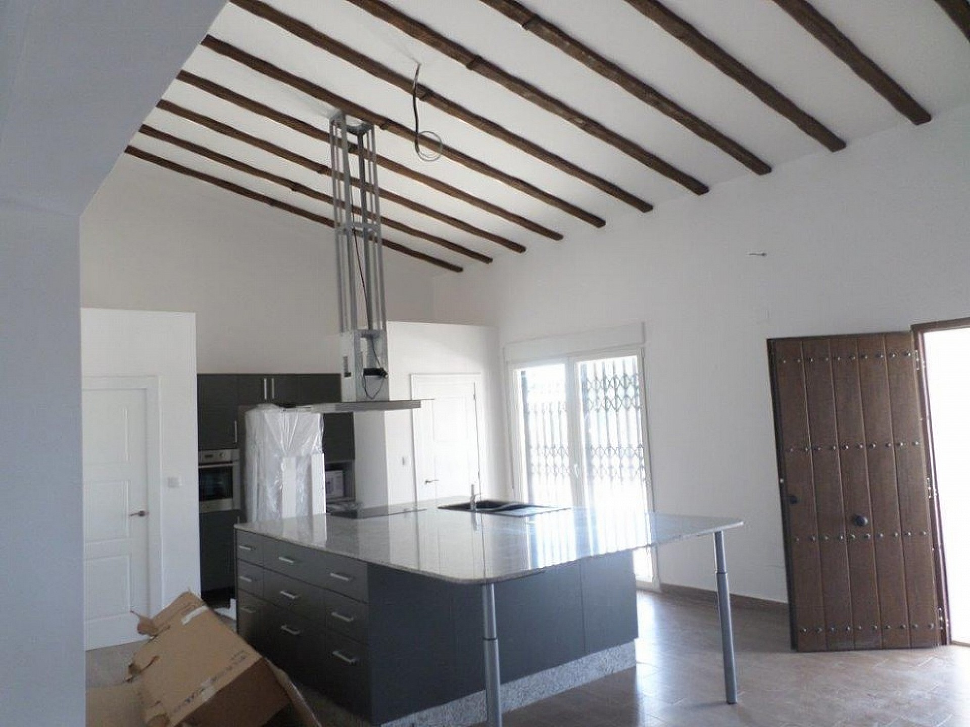 Resale - 5 Bedroom 3 Bathroom Villa in La Romana - - Alicante Resale - 5 Bedroom 3 Bathroom Villa in La Romana - - Alicante