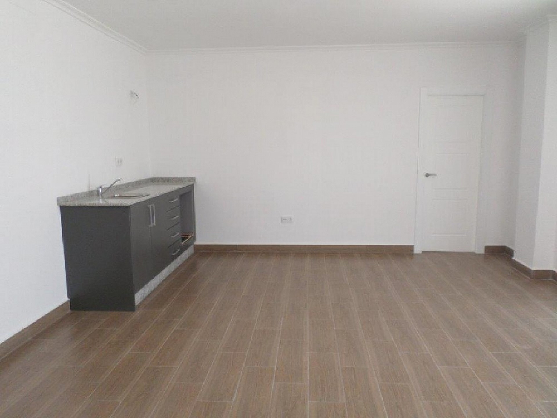 Resale - 5 Bedroom 3 Bathroom Villa in La Romana - - Alicante Resale - 5 Bedroom 3 Bathroom Villa in La Romana - - Alicante