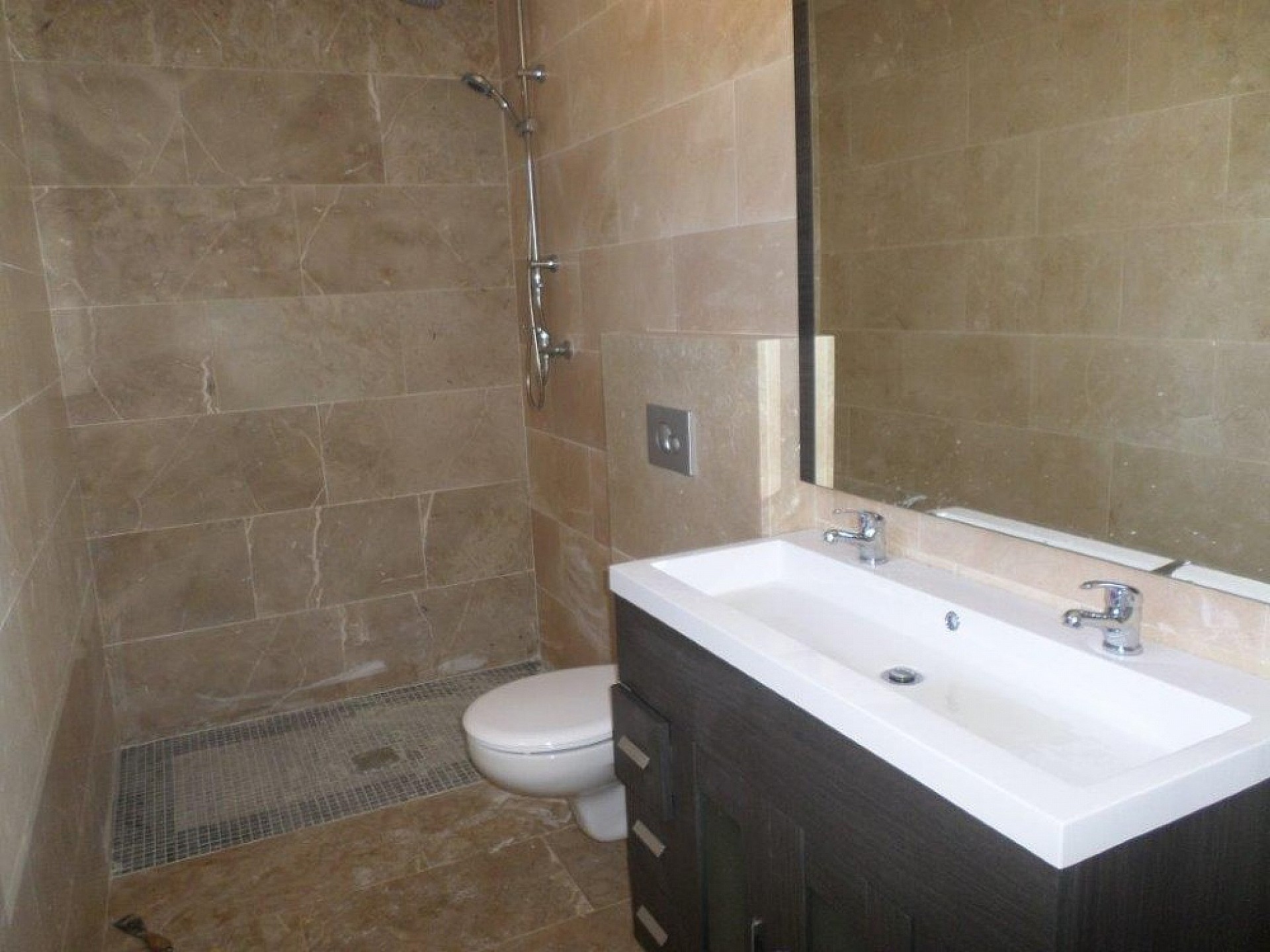 Resale - 5 Bedroom 3 Bathroom Villa in La Romana - - Alicante Resale - 5 Bedroom 3 Bathroom Villa in La Romana - - Alicante