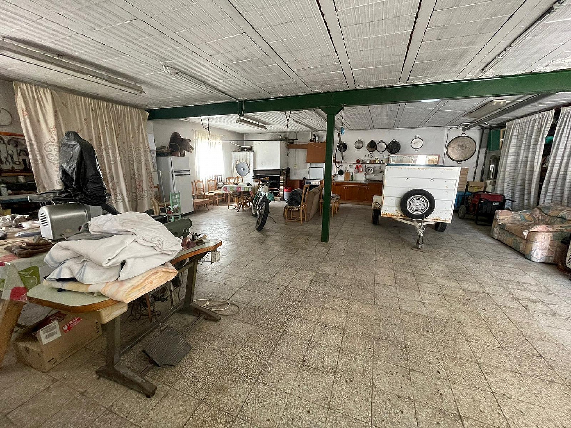 Resale - 5 Bedroom 1 Bathroom Townhouse in Salinas - - Alicante Resale - 5 Bedroom 1 Bathroom Townhouse in Salinas - - Alicante