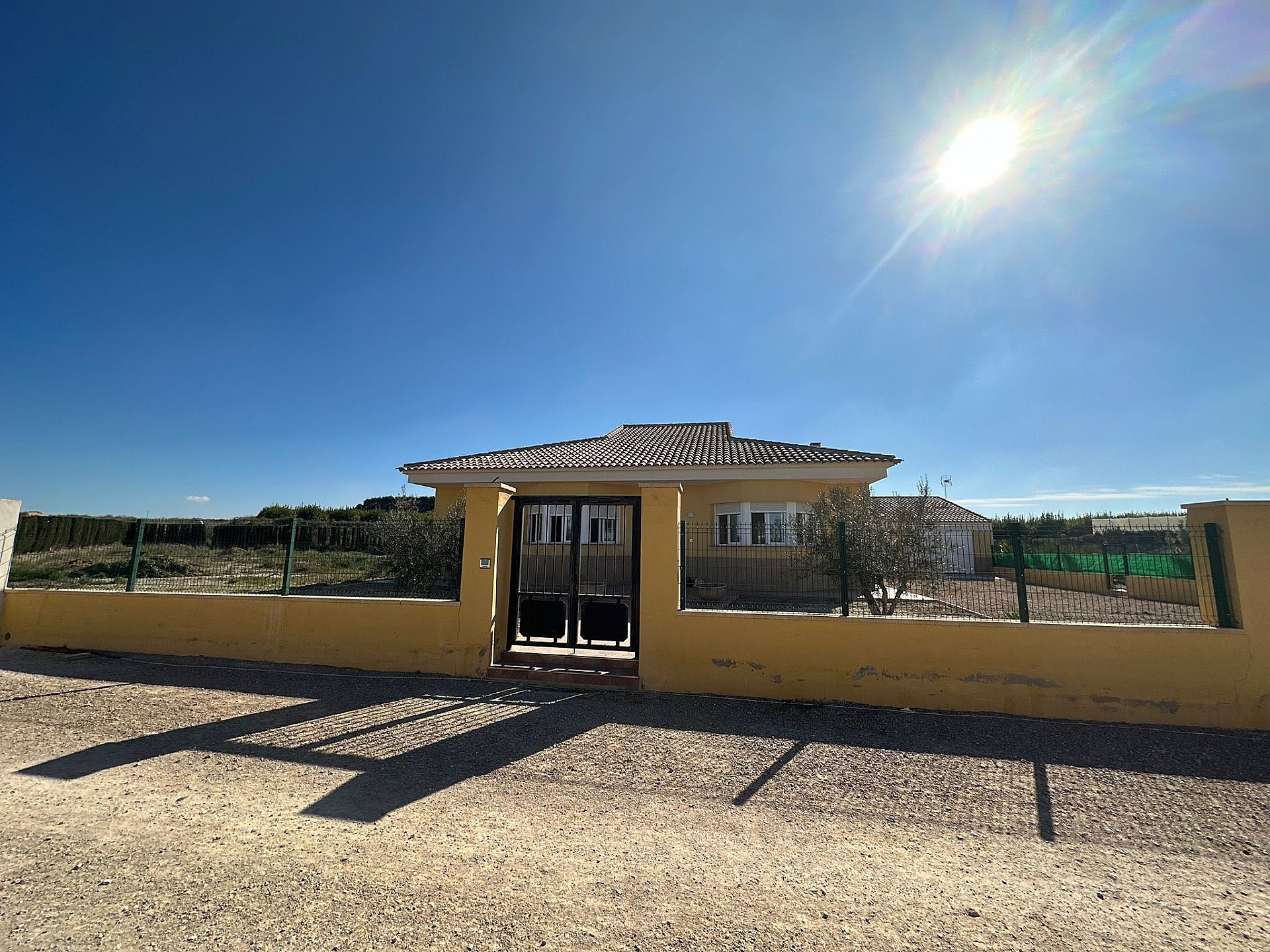 Resale - 3 Bedroom 2 Bathroom Villa in Fortuna - - Murcia Resale - 3 Bedroom 2 Bathroom Villa in Fortuna - - Murcia