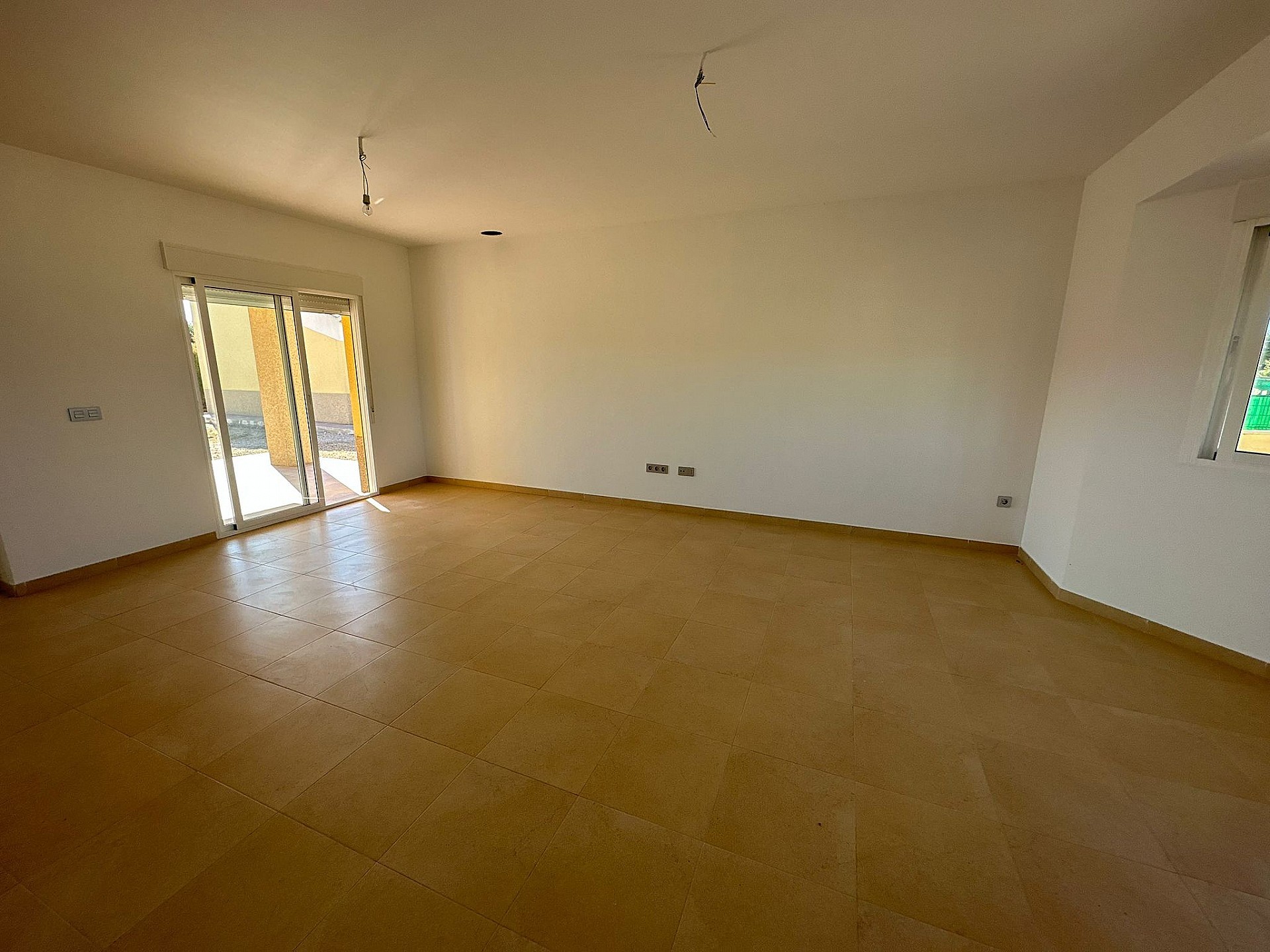 Resale - 3 Bedroom 2 Bathroom Villa in Fortuna - - Murcia Resale - 3 Bedroom 2 Bathroom Villa in Fortuna - - Murcia