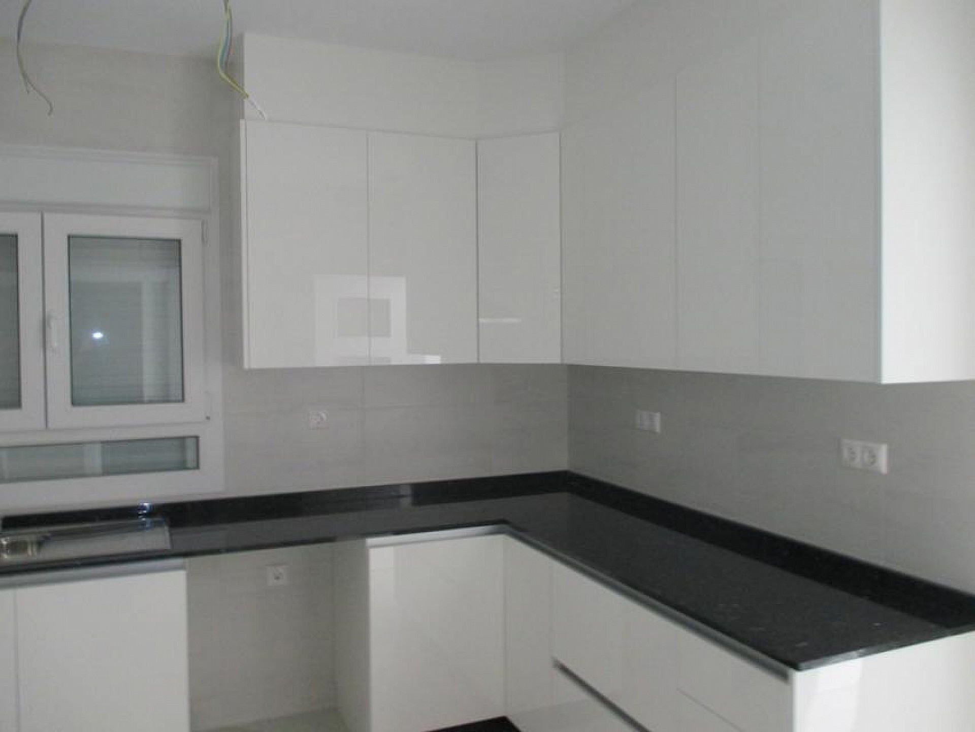 Resale - 3 Bedroom 2 Bathroom Villa in Pinoso - - Alicante Resale - 3 Bedroom 2 Bathroom Villa in Pinoso - - Alicante