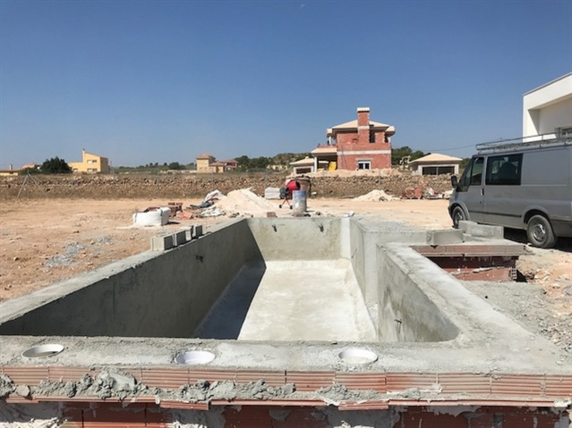 Resale - 3 Bedroom 2 Bathroom Villa in Pinoso - - Alicante Resale - 3 Bedroom 2 Bathroom Villa in Pinoso - - Alicante
