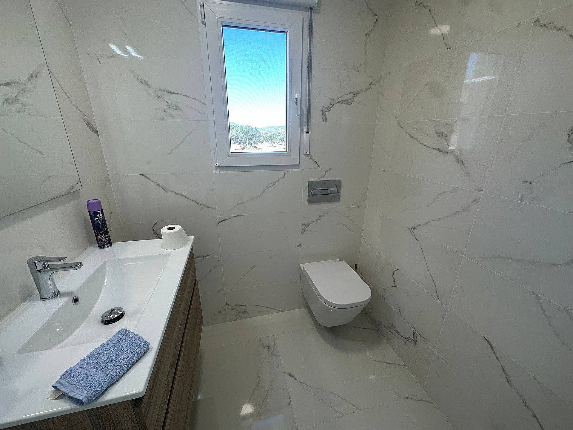 Resale - 4 Bedroom 3 Bathroom Villa in Pinoso - - Alicante Resale - 4 Bedroom 3 Bathroom Villa in Pinoso - - Alicante
