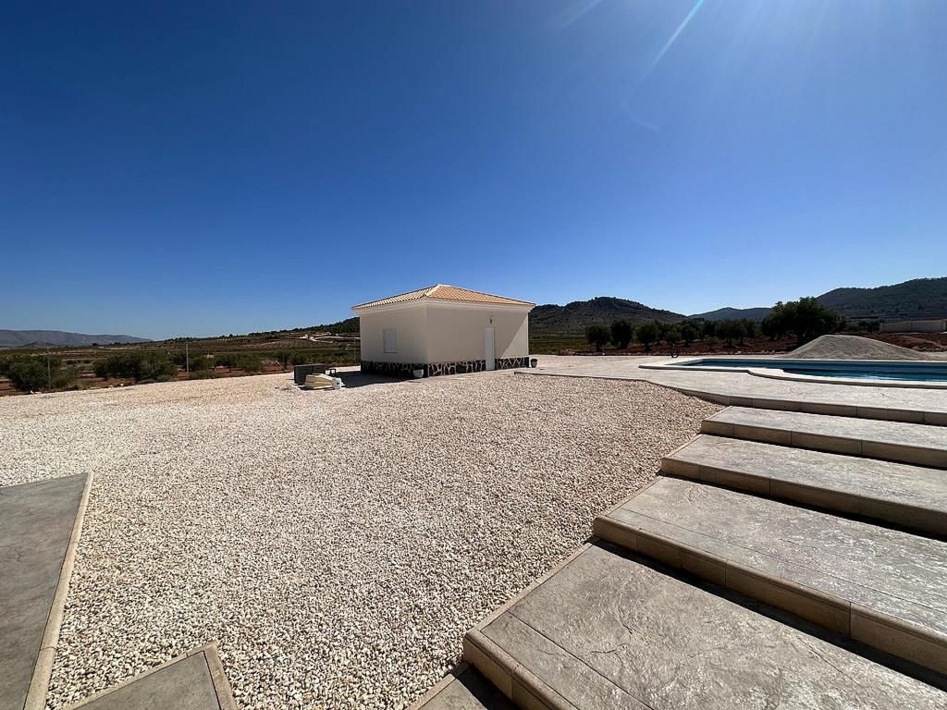 Resale - 4 Bedroom 3 Bathroom Villa in Pinoso - - Alicante Resale - 4 Bedroom 3 Bathroom Villa in Pinoso - - Alicante