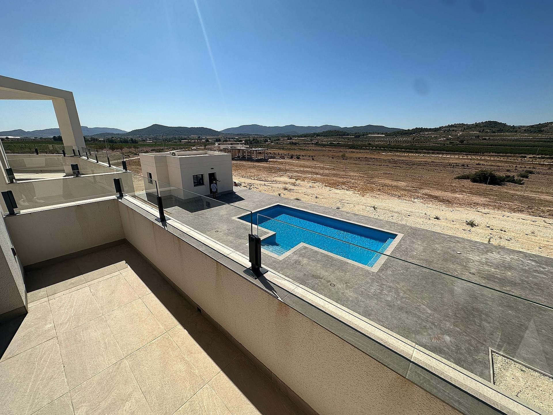 Resale - 4 Bedroom 3 Bathroom Villa in Pinoso - - Alicante Resale - 4 Bedroom 3 Bathroom Villa in Pinoso - - Alicante