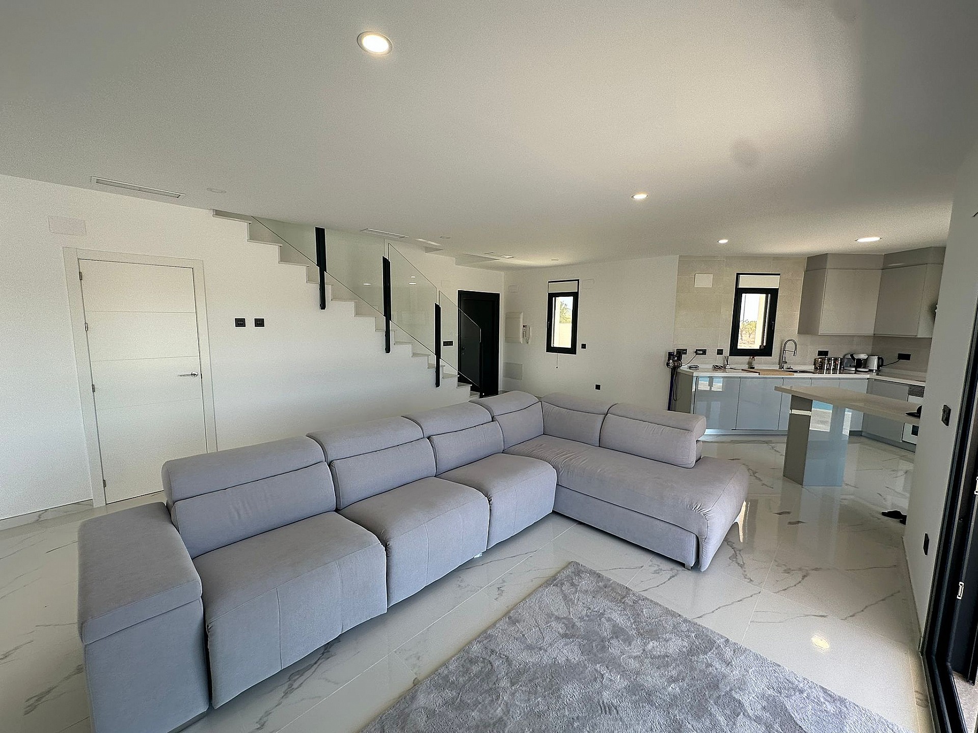 Resale - 4 Bedroom 3 Bathroom Villa in Pinoso - - Alicante Resale - 4 Bedroom 3 Bathroom Villa in Pinoso - - Alicante